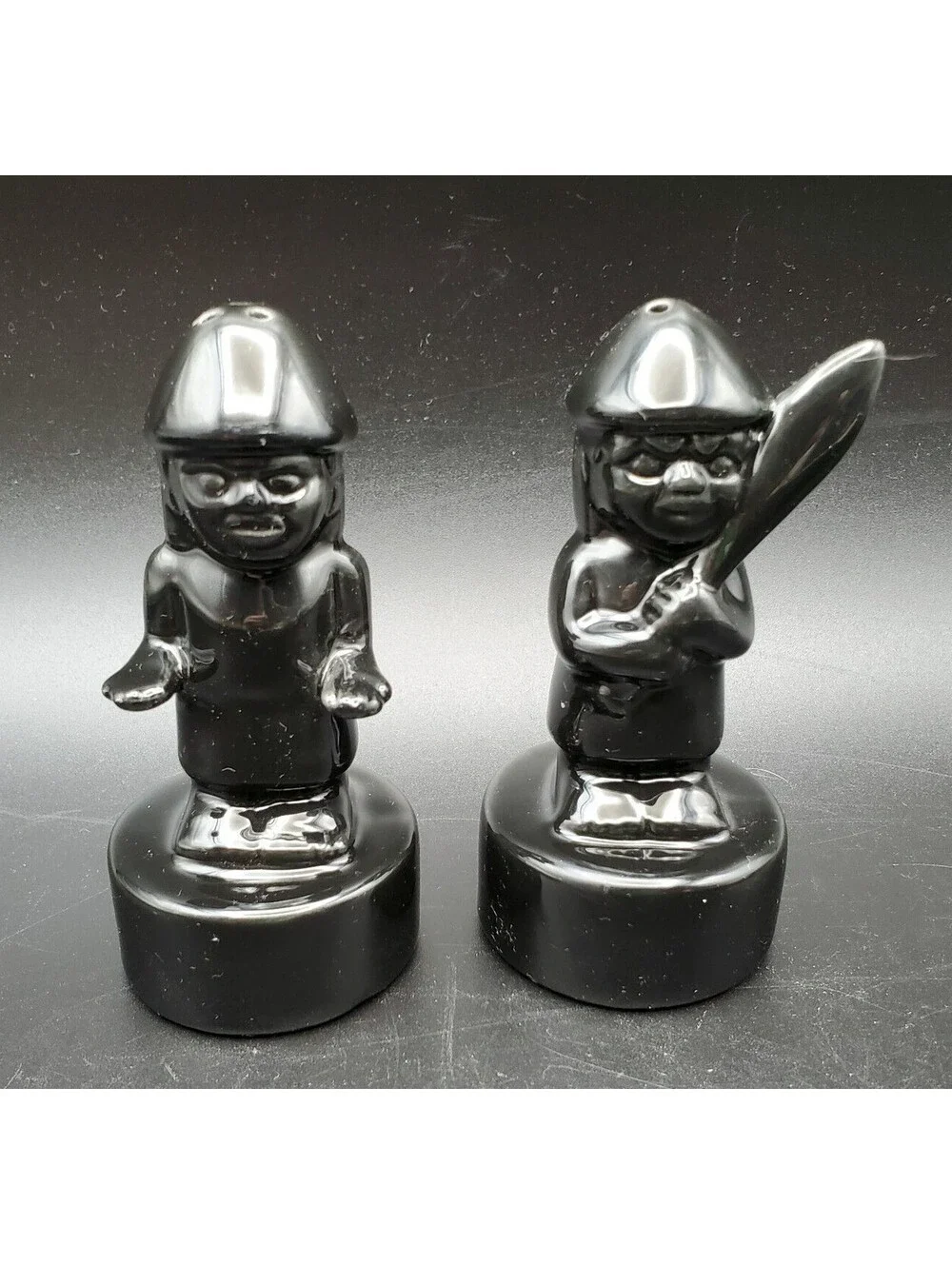 Black Ceramic Figural Salt and Pepper Shakers Glossy Finish Warriors Sports
